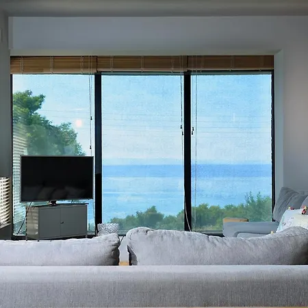 Villa Seafront *