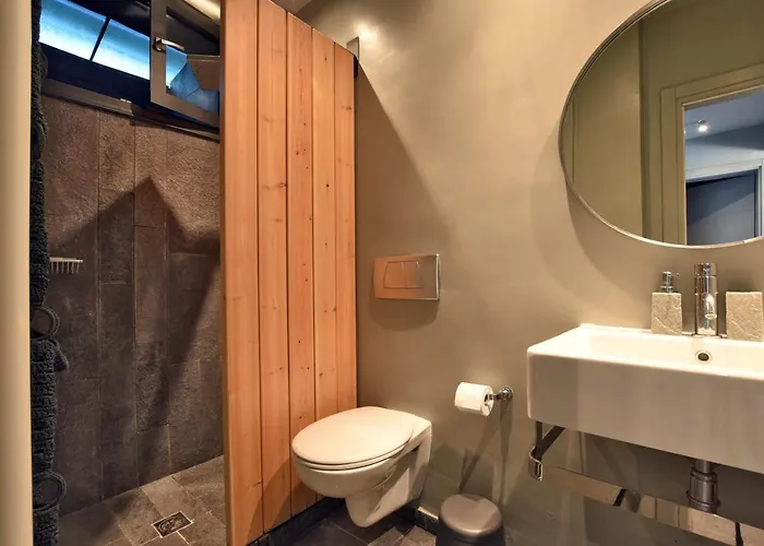 Seafront Villa Elia Nikitis